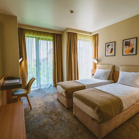 B1 Downtown Hotel,