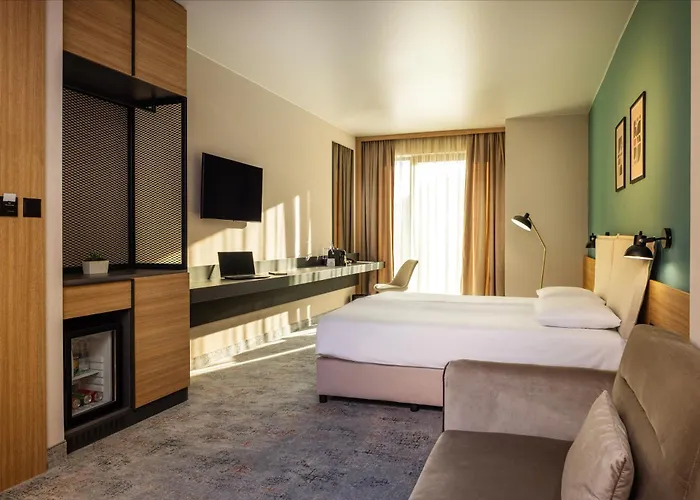 B1 Downtown Hotel, 3*