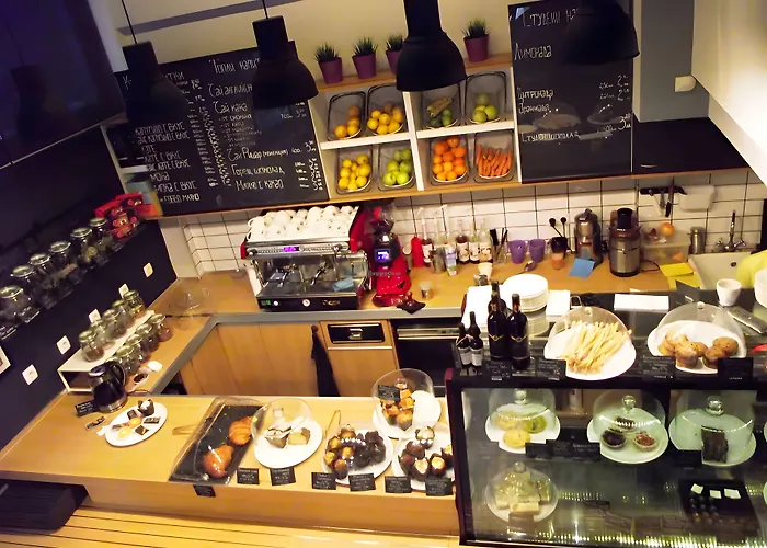 Hotel B1 Downtown Hotel, 3*