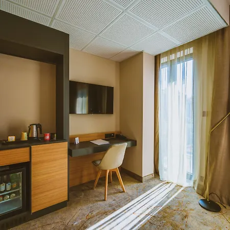 Otel B1 Downtown Hotel,