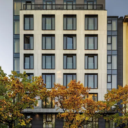 B1 Downtown Hotel, Hotel