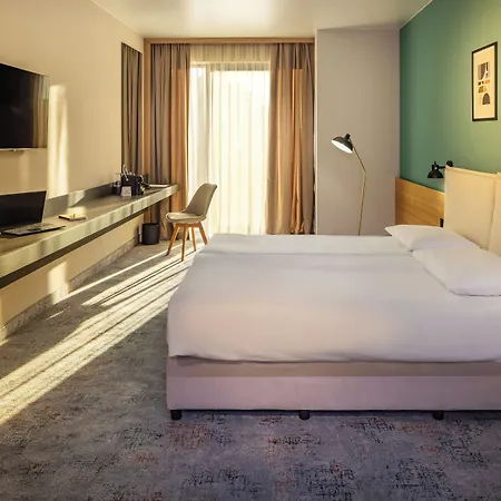 B1 Downtown Hotel, 3*