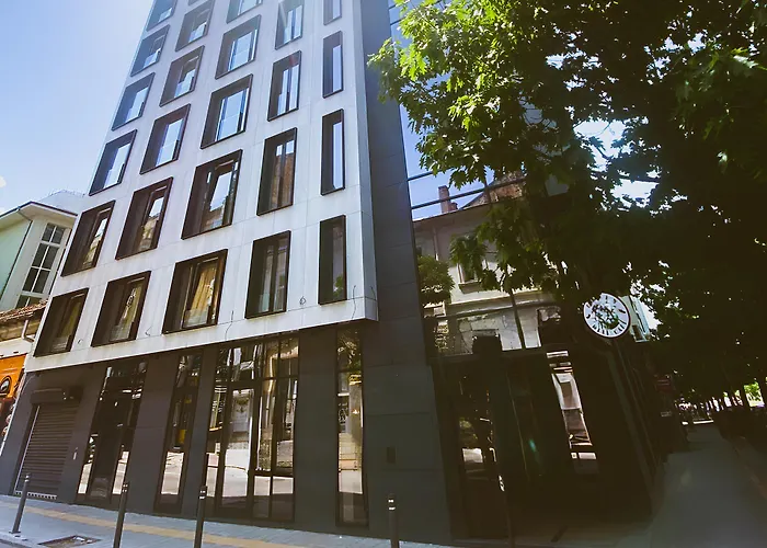 B1 Downtown Hotel, מלון 3*