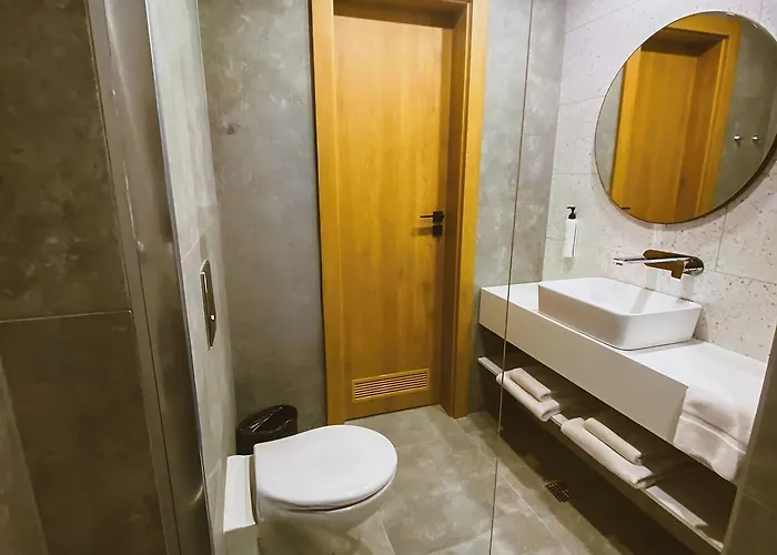 B1 Downtown Hotel, 3*